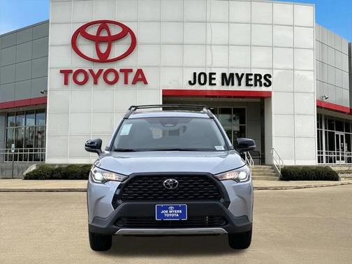 2025 Toyota Corolla Cross LE