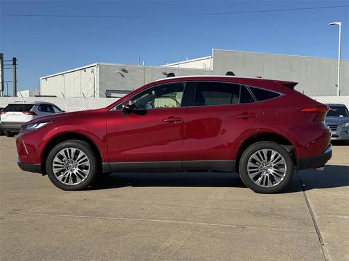 2022 Toyota Venza XLE