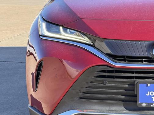 2022 Toyota Venza XLE