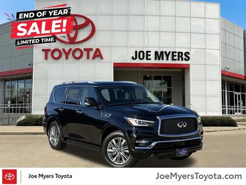 2022 INFINITI QX80 Luxe