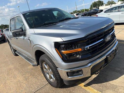 Iconic Silver Metallic 2025 Ford F-150 XLT