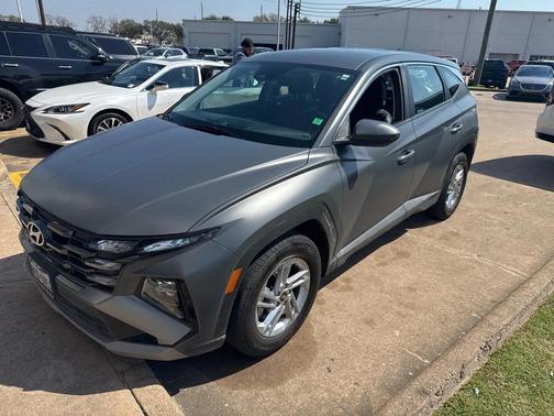 2025 Hyundai TUCSON SE