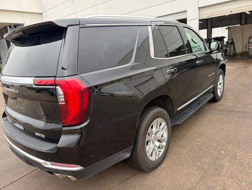 Onyx Black 2025 GMC Yukon Denali