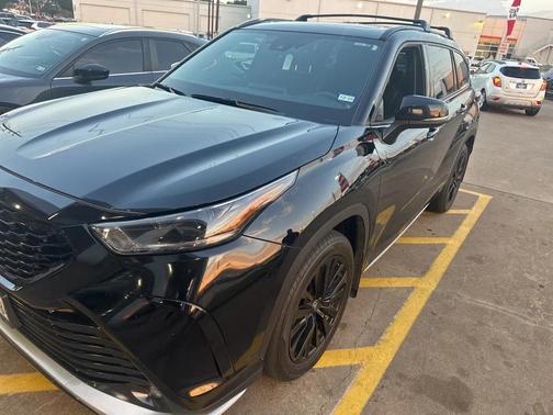 2024 Toyota Highlander XSE