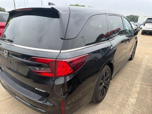 Crystal Black Pearl 2025 Honda Odyssey Sport-L