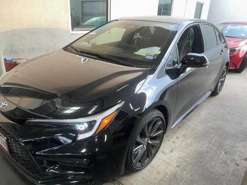 2025 Toyota Corolla Hybrid SE