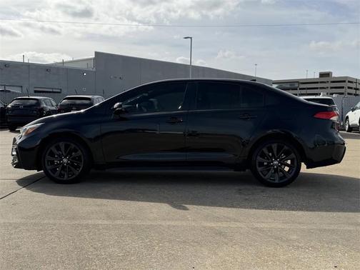 2025 Toyota Corolla Hybrid SE