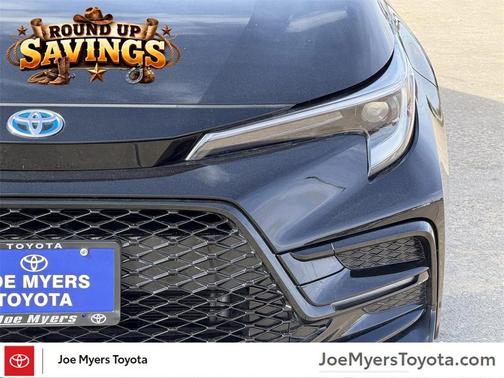 2025 Toyota Corolla Hybrid SE