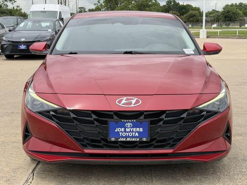 Fluid Metal 2023 Hyundai ELANTRA SEL