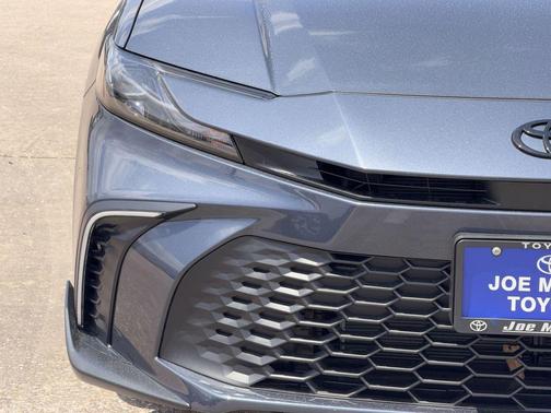 Dark Cosmos 2026 Toyota Camry SE