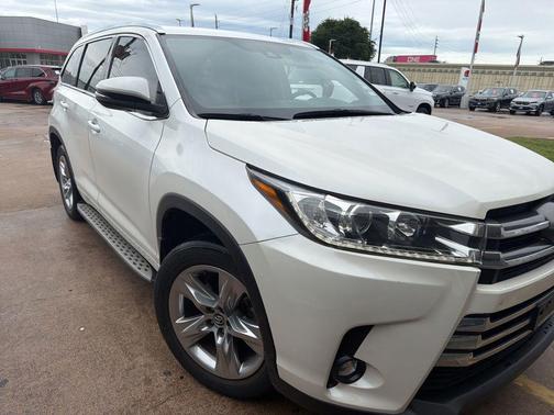 Blizzard Pearl 2019 Toyota Highlander Limited