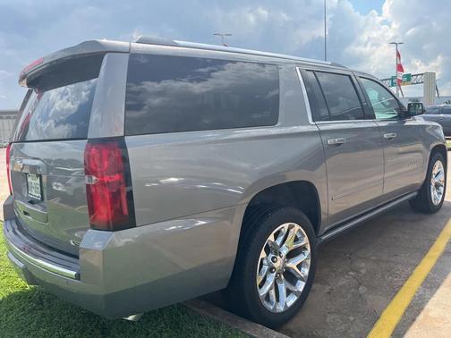 2018 Chevrolet Suburban Premier