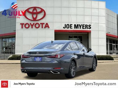 2024 Lexus ES 350 Base