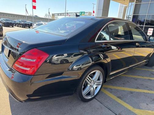 2013 Mercedes-Benz S-Class 4MATIC