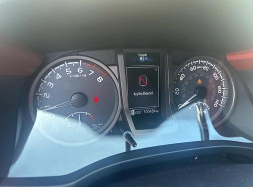 2016 Toyota Tacoma TRD Sport