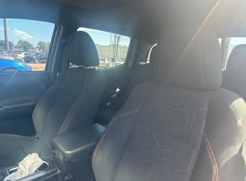 2016 Toyota Tacoma TRD Sport