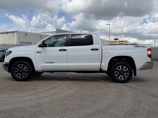 Super White 2021 Toyota Tundra SR5