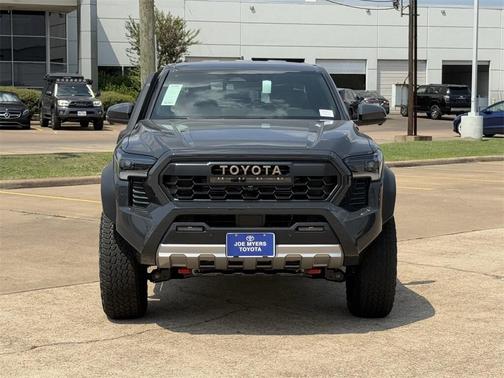 2025 Toyota Tacoma Hybrid Trailhunter