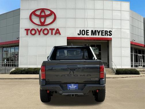 2025 Toyota Tacoma Hybrid Trailhunter