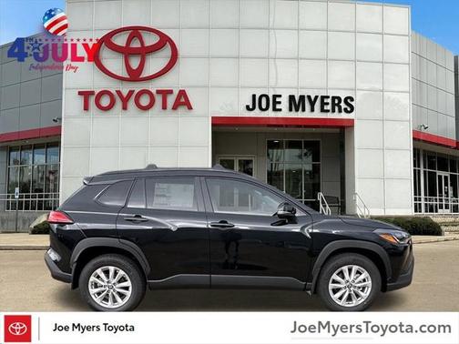 2025 Toyota Corolla Cross LE