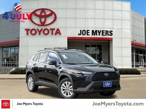 2025 Toyota Corolla Cross LE