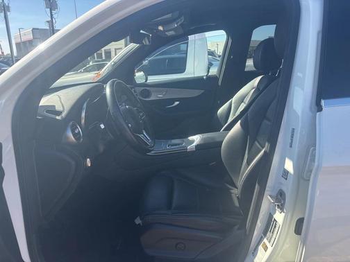 2022 Mercedes-Benz GLC 300 Base