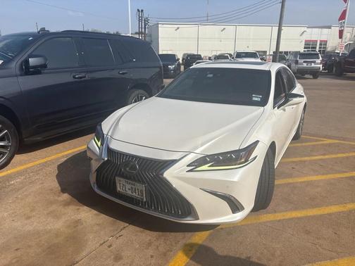 2019 Lexus ES 350 Luxury