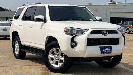 White 2022 Toyota 4Runner SR5 Premium