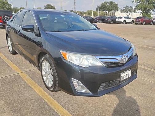 2014 Toyota Camry XLE