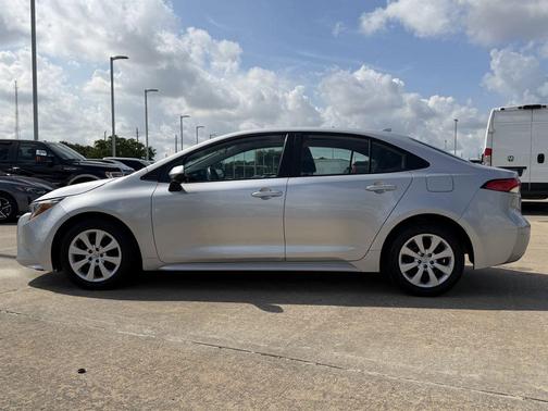 Classic Silver Metallic 2024 Toyota Corolla LE