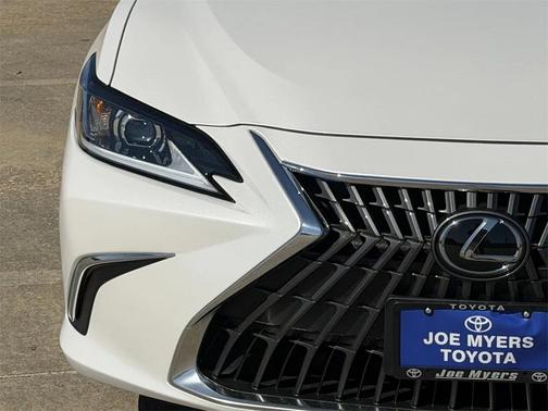 2024 Lexus ES 350 Base