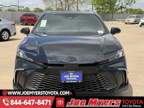 Midnight Black Metallic 2025 Toyota Camry SE