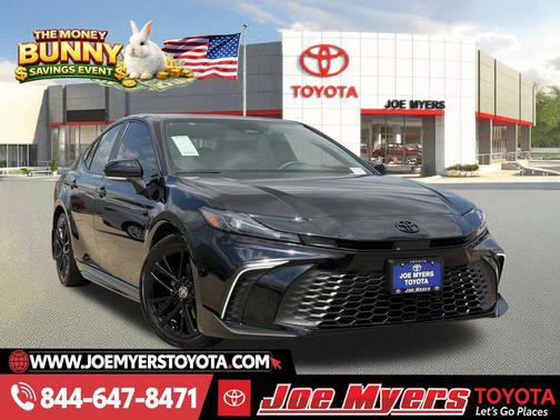 Midnight Black Metallic 2025 Toyota Camry SE