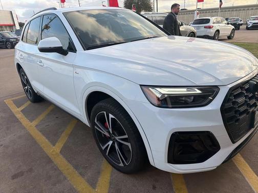 2025 Audi Q5 45 S line Premium Plus