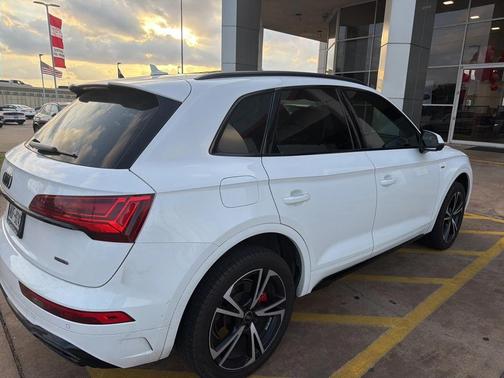 2025 Audi Q5 45 S line Premium Plus