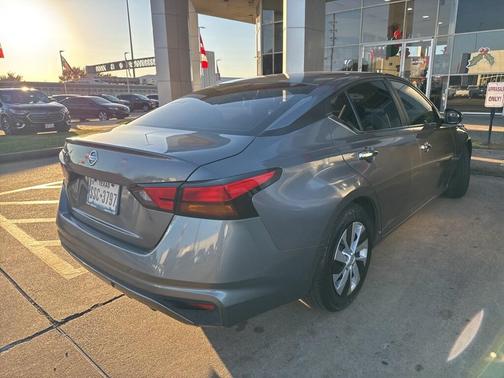 2021 Nissan Altima S FWD