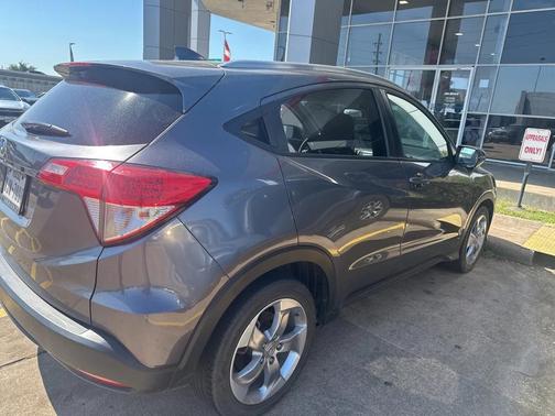 2022 Honda HR-V EX