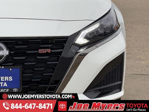 Glacier White 2025 Nissan Altima SR FWD