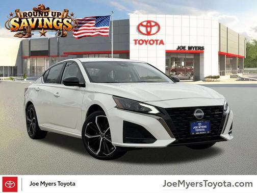 2025 Nissan Altima SR FWD