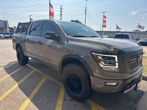 2021 Nissan Titan PRO-4X