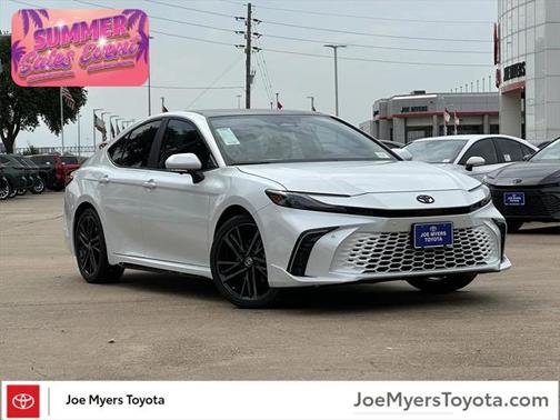 2025 Toyota Camry XSE