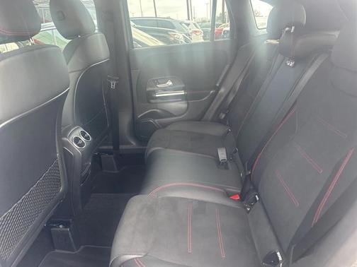 2023 Mercedes-Benz GLA 250 Base