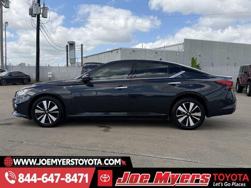 Storm Blue Metallic 2022 Nissan Altima 2.5 SL