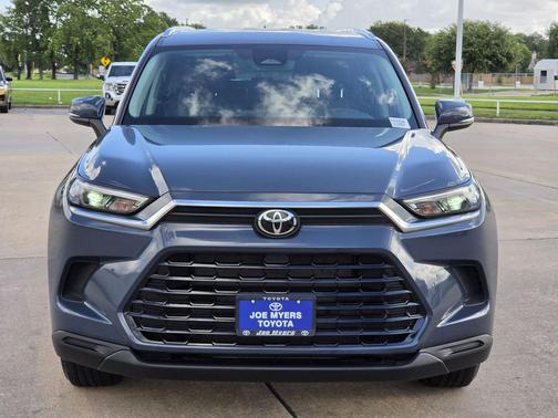 Cloud 2025 Toyota Grand Highlander XLE