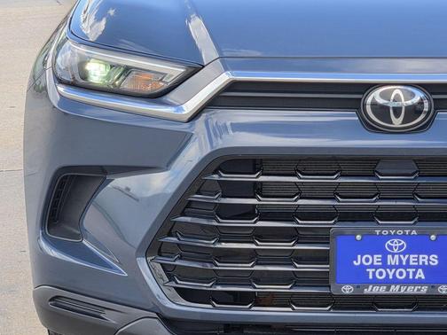 Cloud 2025 Toyota Grand Highlander XLE