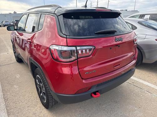 2025 Jeep Compass Trailhawk