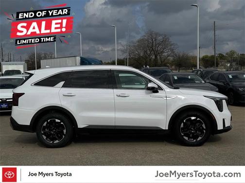 2024 Kia Sorento S