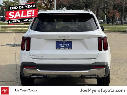 2024 Kia Sorento S
