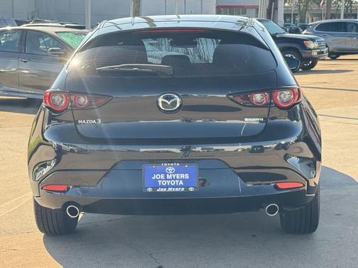 2025 Mazda Mazda3 FWD