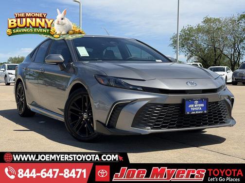 Heavy Metal 2025 Toyota Camry SE